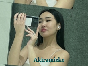 Akiramieko