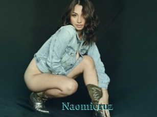 Naomicruz