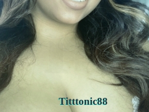 Titttonic88